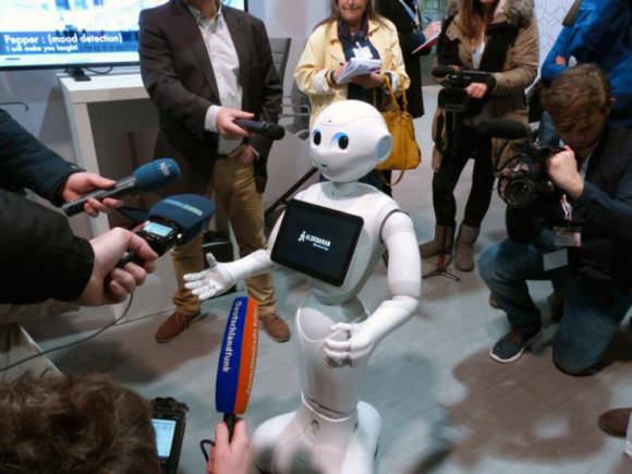 Der soziale humanoide Roboter Pepper 
