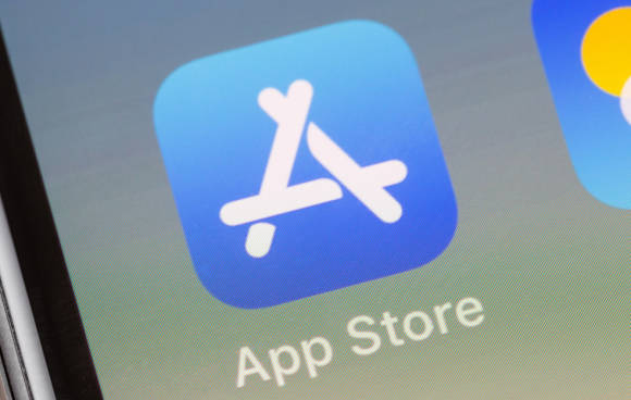 App Store Logo auf iPhone-Bildschirm 