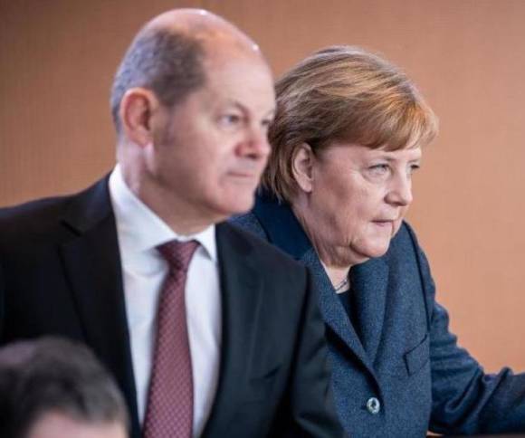 Finanzminister Olaf Scholz und Kanzlerin Angela Merkel 