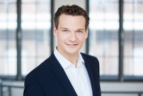 Georg Schmitz-Axe, Leiter Telekom Partner bei der Telekom Deutschland