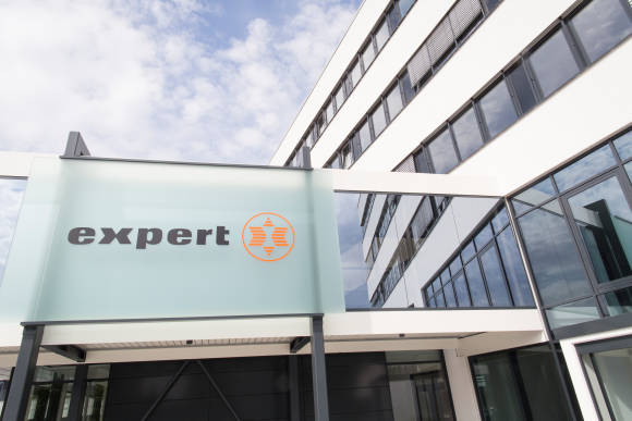 Die Zentrale von Expert in Langenhagen 