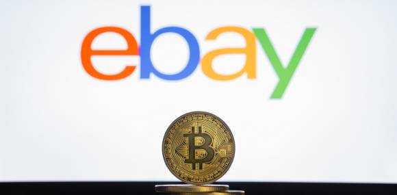 Bitcoin.Münzen und Ebay Logo  
