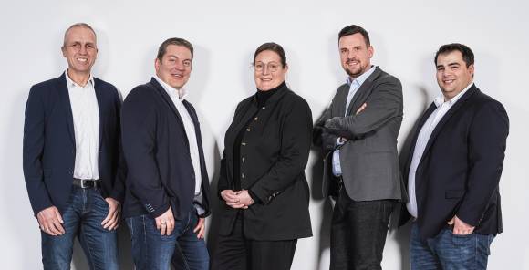 Der neue Beirat der Eno Group (v.l.n.r.): Rainer Büter, Leiter BU Home Communication, Thorsten Veldboer,  Leiter Finanzen, Petra Moebius, Leitung HR und Legal, Sven Gösch, Leiter BU Mobile Devices & Gaming, sowie Manuel Orhan, Leiter Retail Services. 