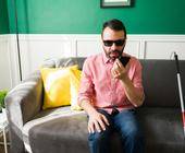 Blinder Smartphone-Nutzer