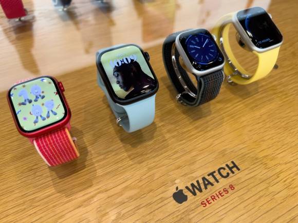 Apple Watch Series 8 