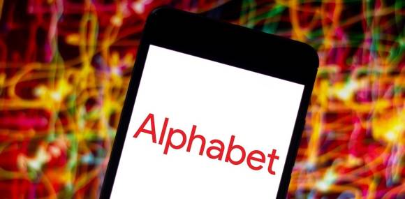 Smarthone mit Alphabet-App 
