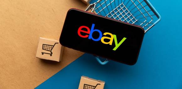 eBay-App auf einem Smartphone 