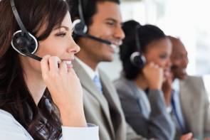 Mitarbeiter im Call Center 