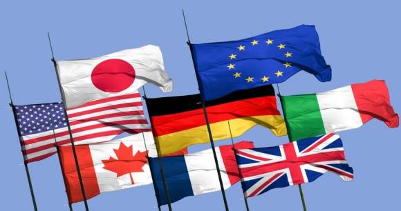 Flaggen der G7-Staaten 