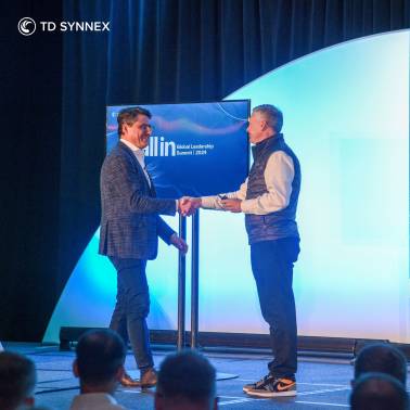 Der CEO von TD Synnex, Rich Hume, verabschiedet sich in den Ruhestand. Sein Nachfolger ist Patrick Zammit (v.li.) PatrickZammit und Rich-Hume