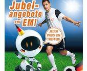 Miroslav Klose und der Roboter EXP-RT 50 in einer aktuellen Print-Anzeige von Expert