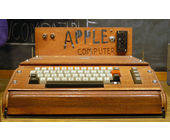 Erster Apple-Rechner von 1976 für Rekordsumme versteigert