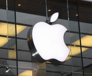 iPhone-Verkaufsstart: Lange Schlangen vor den Apple Stores