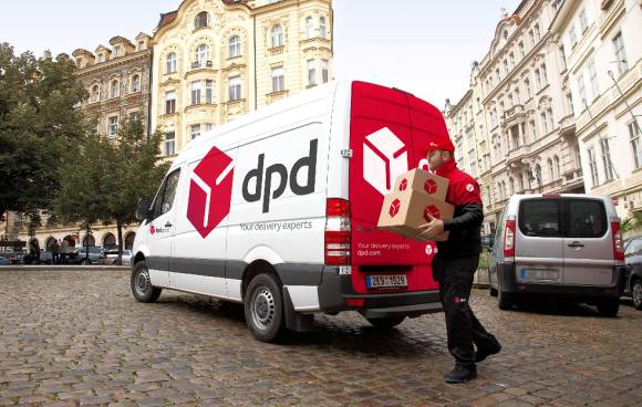 DPD-Zustellfahrzeug 