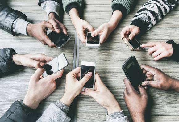 Unentbehrlich für viele Menschen: Smartphones 