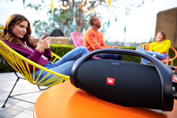 JBL Boombox 
