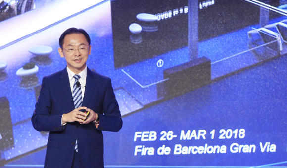 Ryan Ding, Leiter der Carrier Business Group von Huawei, beim MWC-Preview