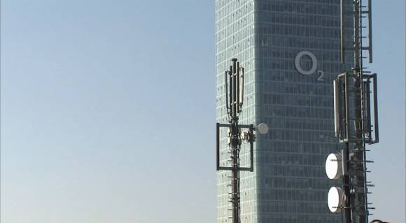 Telefónica-Zentrale in München mit Antenne 
